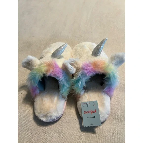 Cat & Jack Unicorn Slippers Off-White Rainbow Faux Fur Silver Horn Size L 4-5 - Picture 7 of 9